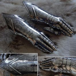 Engraved Gauntlets