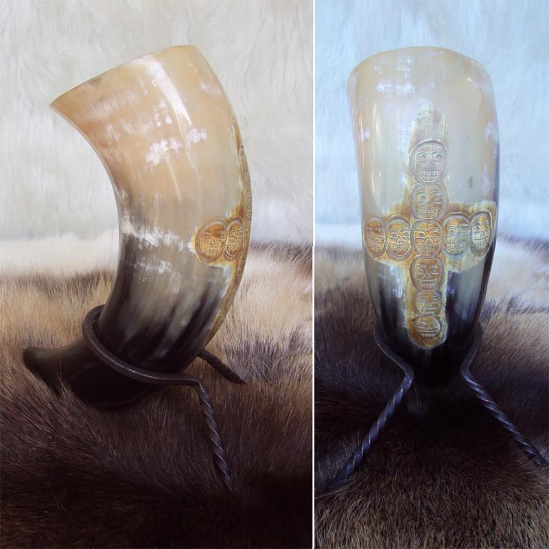 Drinking Horn With Pirates Cross & Stand